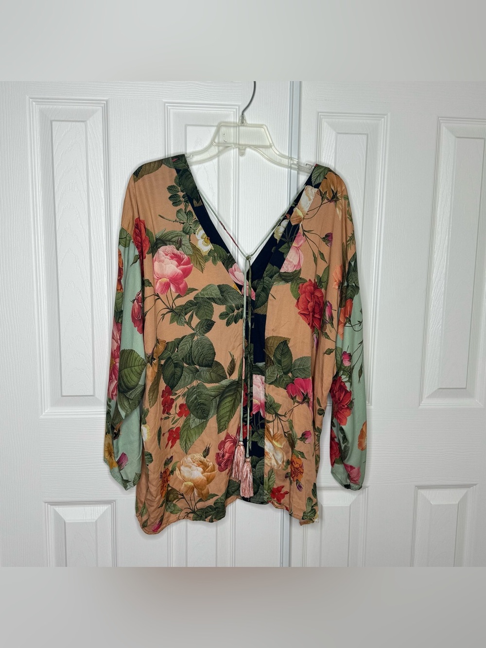 Farm Rio Floral Kimono Top Size XL Tie-back Kimono Sleeves - Picture 6 of 16